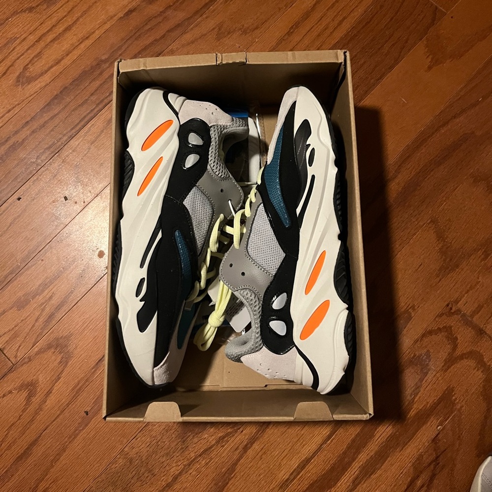 Yeezys 700 wave runner